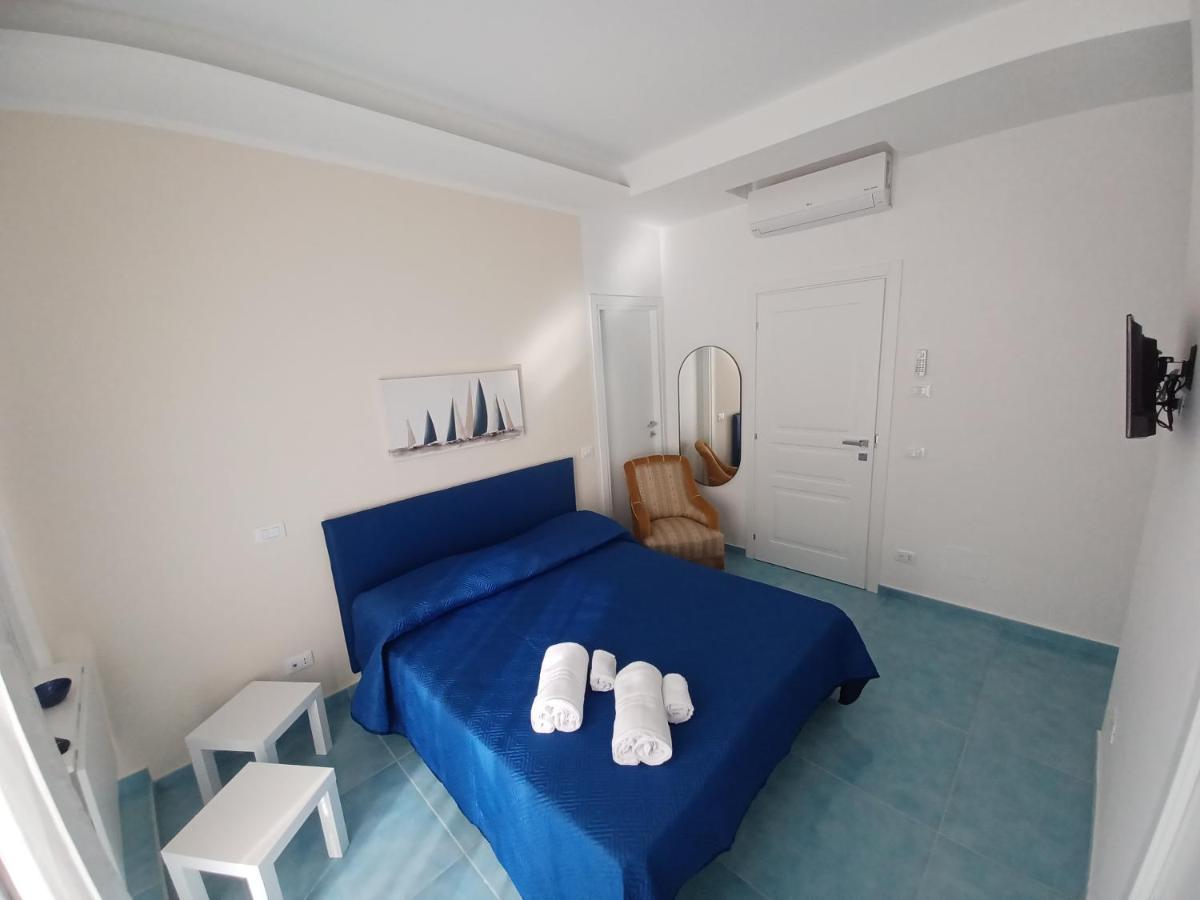 due stanzulelle Bed and Breakfast Salerno Esterno foto