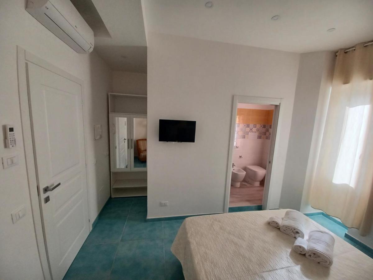 Bed and Breakfast due stanzulelle Salerno Esterno foto
